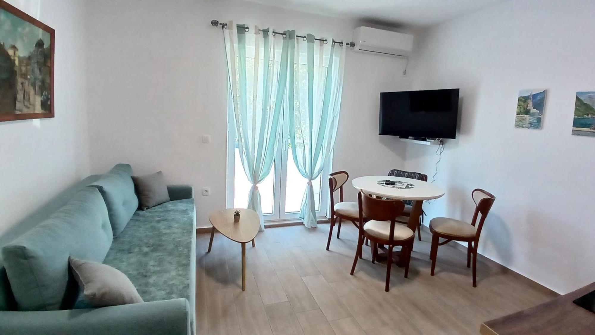 Apartments Tiha Noc Kotor Kültér fotó